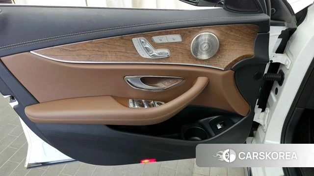 Mercedes-Benz E-Class W213 id 4280855 из Кореи 16