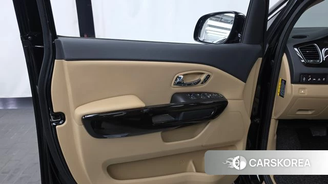 Kia The New Carnival id 4765355 из Кореи 16