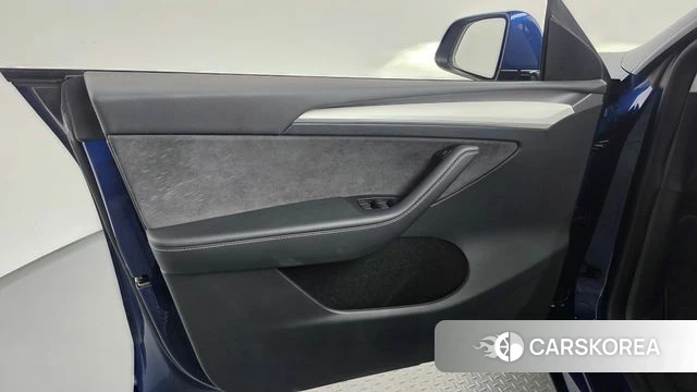 Tesla Model Y id 4783299 из Кореи 16