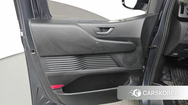 Hyundai Staria id 4414496 из Кореи 16