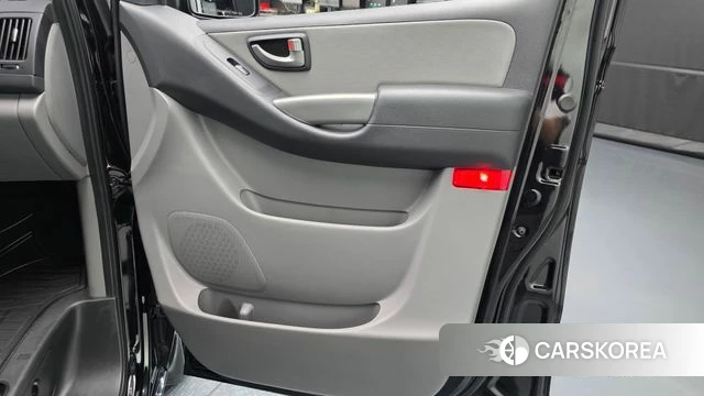 Hyundai The New Grand Starex id 4594534 из Кореи 16