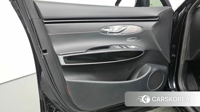 Genesis GV70 id 4768620 из Кореи 16