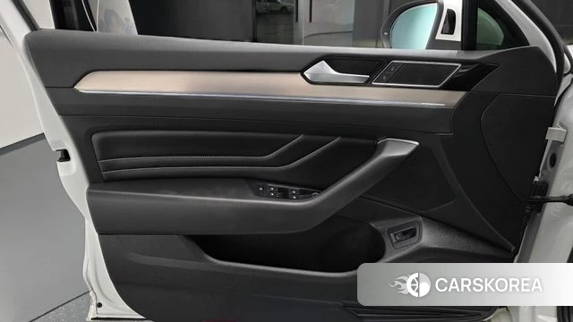 Volkswagen Passat GT (B8) id 4562352 из Кореи 16