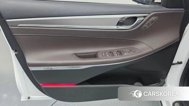 Hyundai The New Grandeur IG Hybrid id 4688648 из Кореи 16