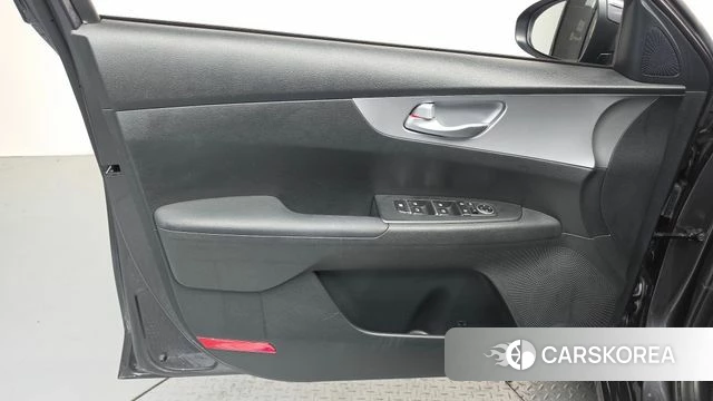 Kia The New K3 2nd generation id 4201618 из Кореи 16