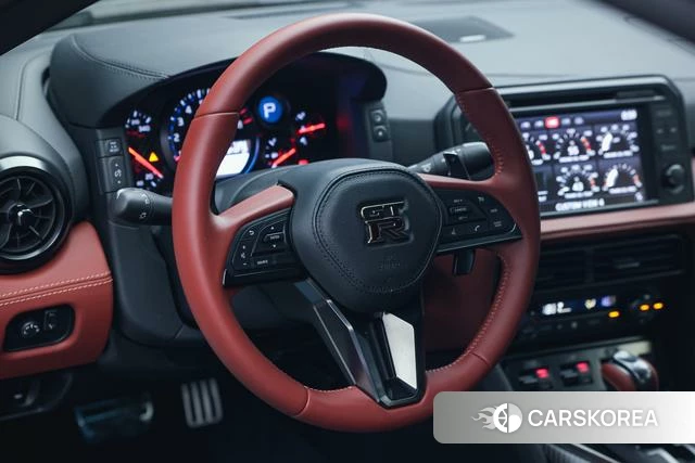 Nissan GT-R id 4333928 из Китая 16