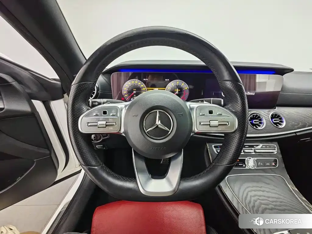 Mercedes-Benz E-Class id 4628321 из Китая 16