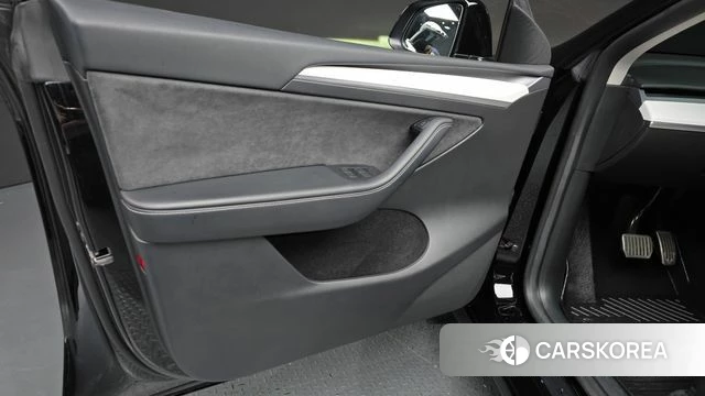 Tesla Model Y id 4834696 из Кореи 16