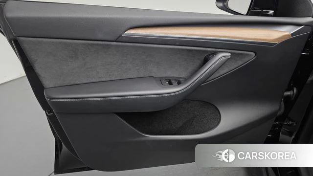 Tesla Model Y id 4773860 из Кореи 16