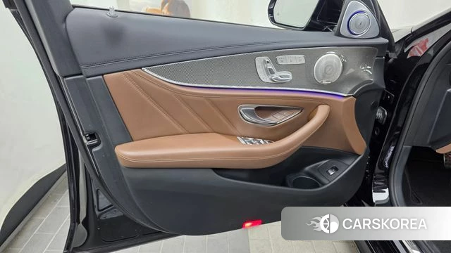 Mercedes-Benz E-Class W213 id 4692734 из Кореи 16
