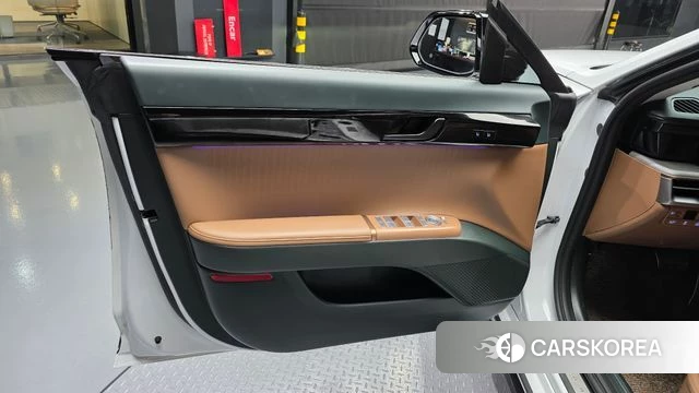 Hyundai Grandeur Hybrid (GN7) id 4880092 из Кореи 16