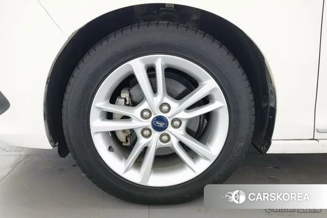 Ford Forrest id 4210492 из Китая 16