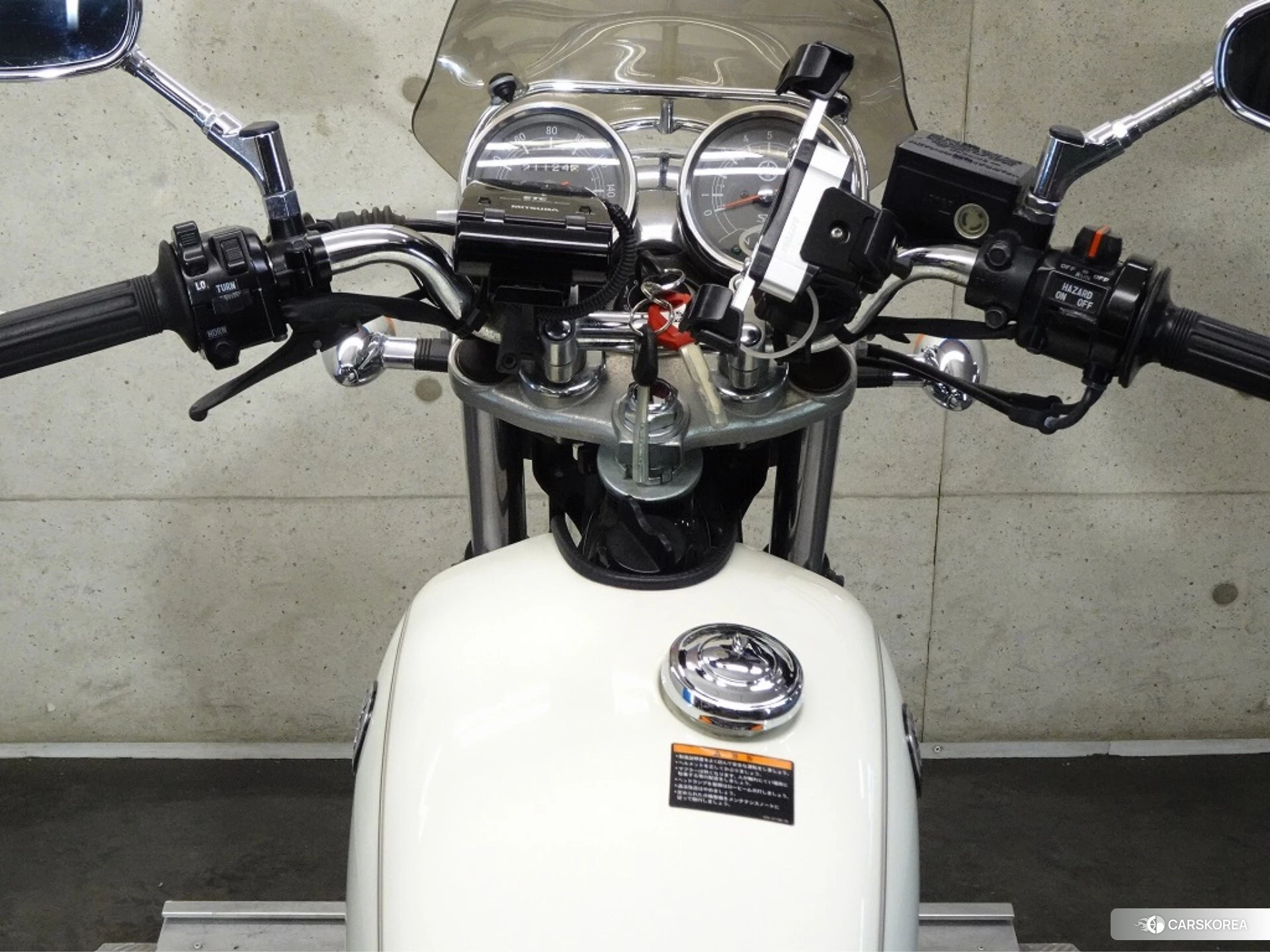 Yamaha SR 400 id 4183467 из Японии 16
