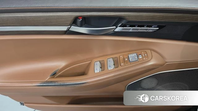 Genesis G90 id 4614592 из Кореи 16