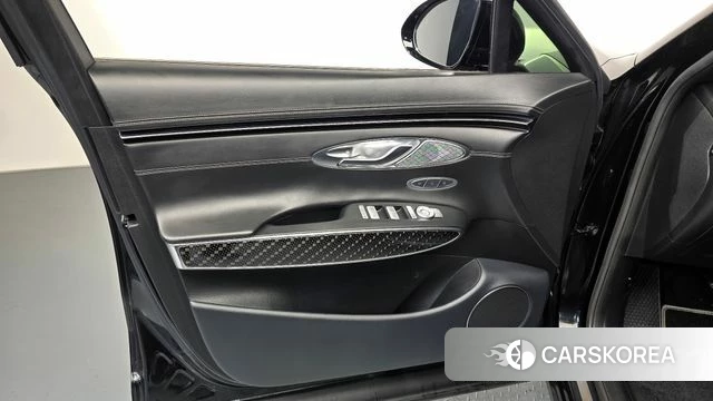 Genesis GV70 id 4482011 из Кореи 16