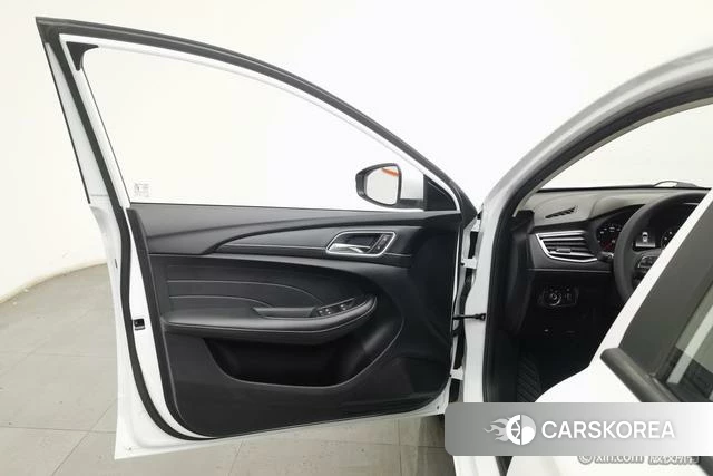 Roewe i5 id 4210117 из Китая 16