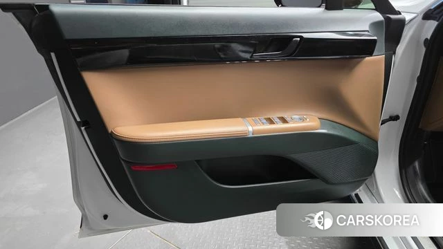 Hyundai Grandeur Hybrid (GN7) id 4494091 из Кореи 16