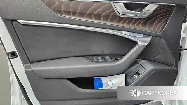 Audi A6 (C8) id 4641690 из Кореи 16