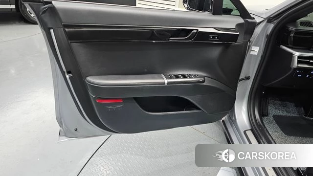Hyundai Grandeur (GN7) id 4422183 из Кореи 16