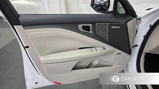 Kia The New K8 Hybrid id 4834100 из Кореи 16