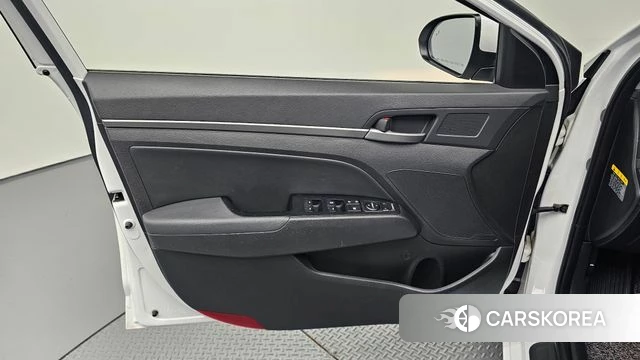 Hyundai Avante AD id 4188711 из Кореи 16