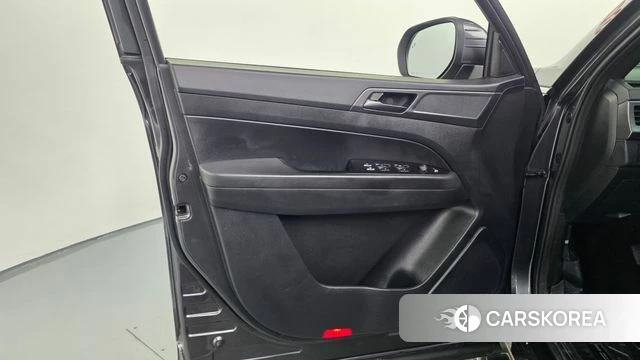 Ssangyong The New Rexton Sports Cannes id 4671552 из Кореи 16