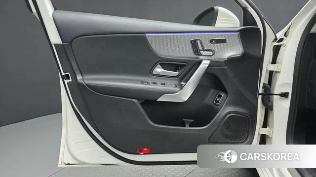 Mercedes-Benz A-Class W177 id 4864973 из Кореи 16