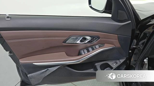 BMW 3 Series (G20) id 4592652 из Кореи 16
