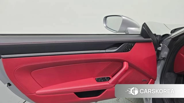 Porsche 911(992) id 4700828 из Кореи 16