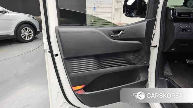 Hyundai Staria id 4774319 из Кореи 16