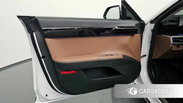 Hyundai Grandeur Hybrid (GN7) id 4905157 из Кореи 16