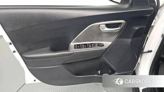 Kia Niro Plus id 4635841 из Кореи 16