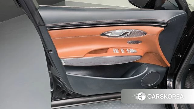 Genesis GV70 id 4847755 из Кореи 16