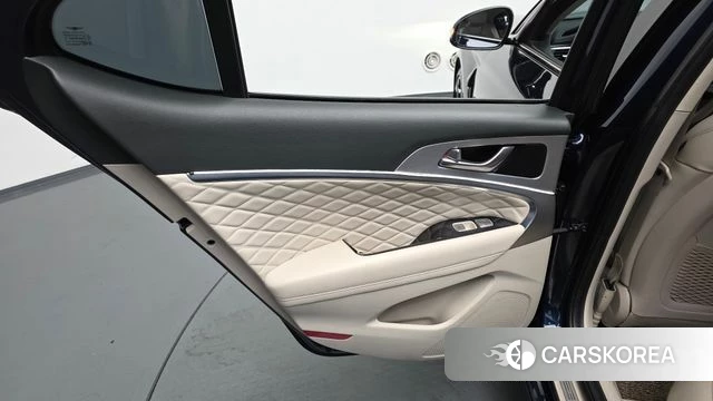 Genesis G70 id 4551846 из Кореи 16