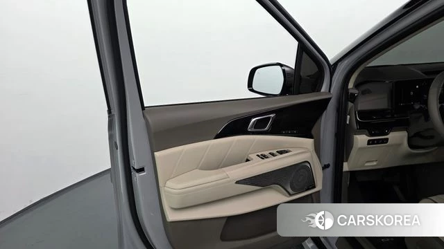 Kia The New Carnival 4th Generation id 4499401 из Кореи 16