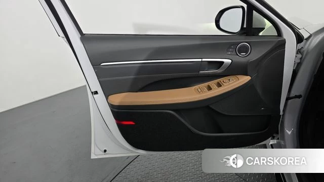 Hyundai Sonata D Edge Hybrid (DN8) id 4734513 из Кореи 16