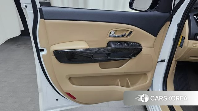 Kia The New Carnival id 4651853 из Кореи 16