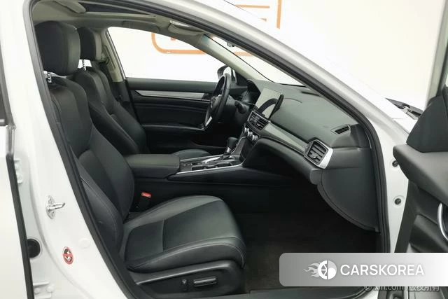 Honda Accord id 3993485 из Китая 16