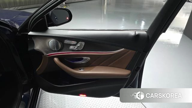 Mercedes-Benz E-Class W213 id 4477009 из Кореи 16