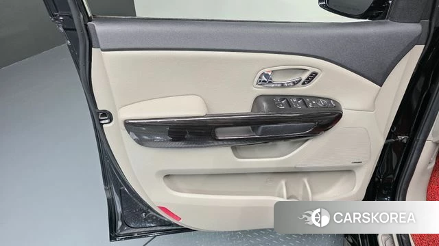 Kia The New Carnival id 4626011 из Кореи 16
