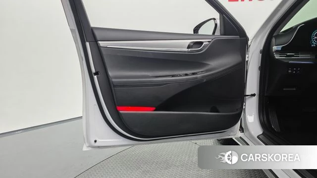 Hyundai The New Grandeur IG Hybrid id 4726456 из Кореи 16