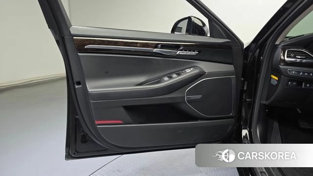 Genesis G90 id 4447504 из Кореи 16