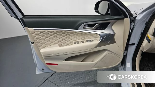 Genesis G70 id 4430192 из Кореи 16