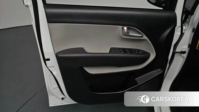 Kia The New Kia Ray EV id 4623185 из Кореи 16