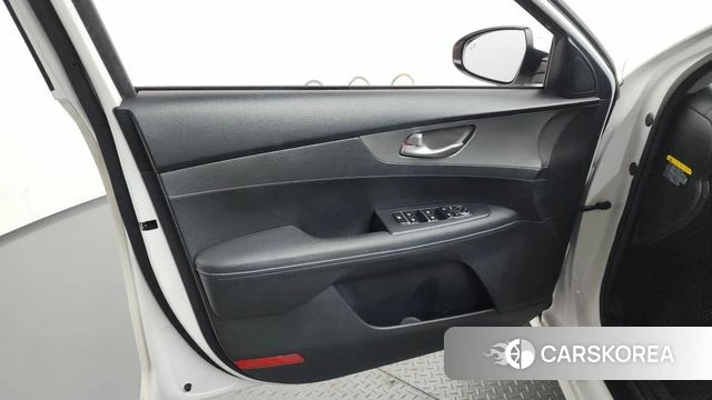 Kia Come New K3 id 4416764 из Кореи 16