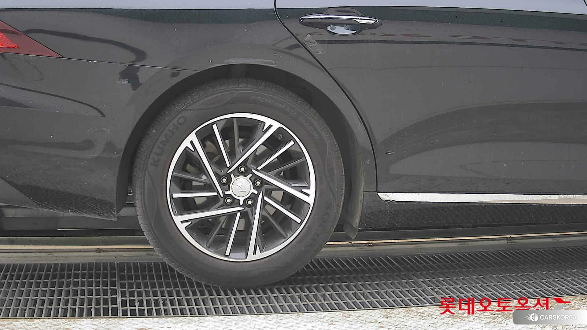 Hyundai Grandeur id 4289489 из Кореи 16