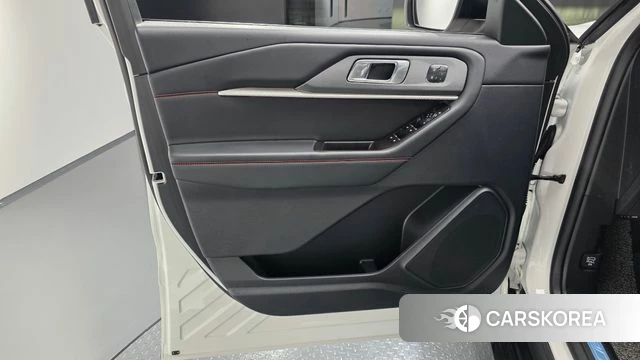 Ford Explorer 6th Generation id 4185606 из Кореи 16