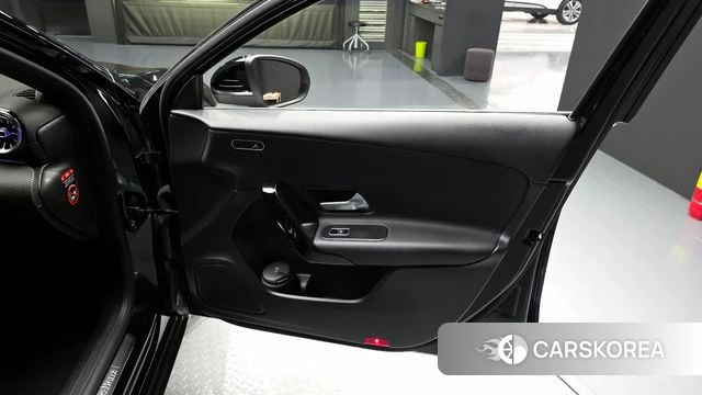 Mercedes-Benz A-Class W177 id 4304205 из Кореи 16