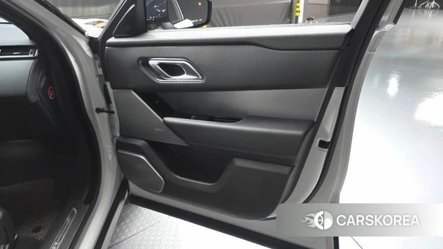Land Rover Range Rover Velar id 4758983 из Кореи 16