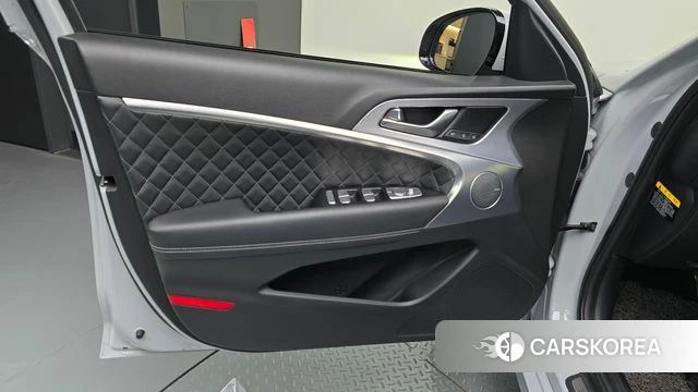 Genesis G70 id 4551723 из Кореи 16